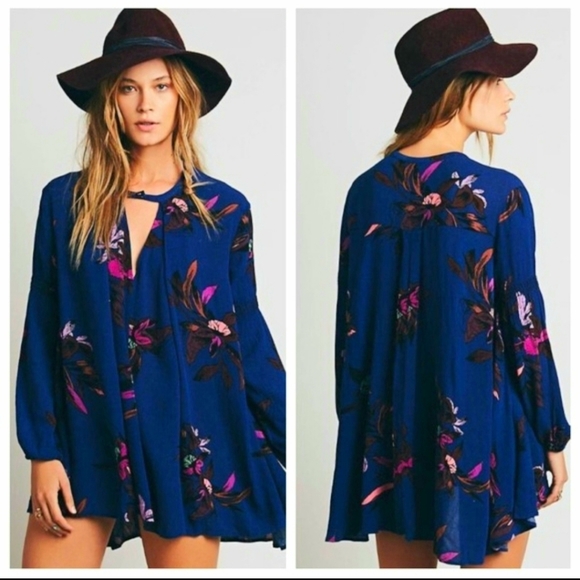 Free People Dresses & Skirts - Free People Electric Orchid Print Swing Tunic/Mini Dress Blue Size: Small